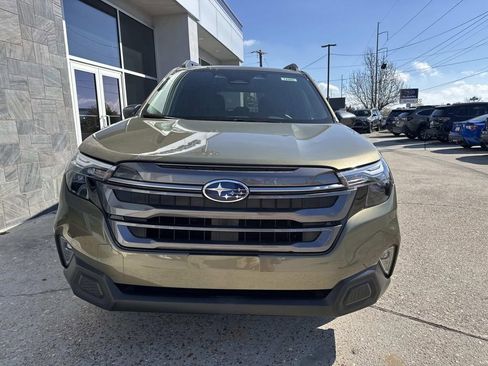 New 2026 Subaru Forester Premium image 2