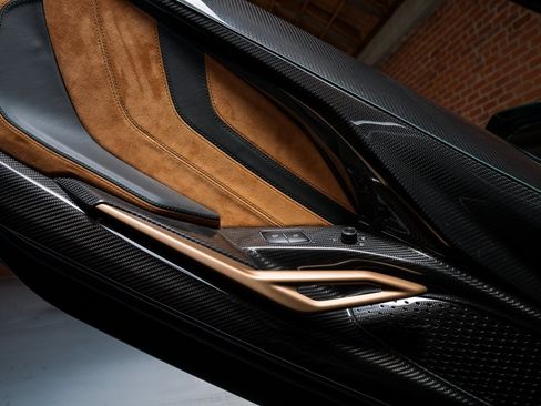 Used 2021 Lamborghini Sian Roadster image 65