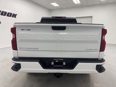 New 2026 Chevrolet Silverado 1500 Custom image 6