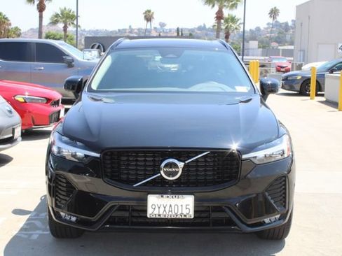 Used 2025 Volvo XC60 B5 Plus AWD/4WD image 2