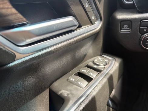 Used 2024 Chevrolet Silverado 2500 LT AWD/4WD image 19