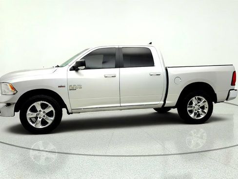Used 2019 RAM 1500 Big Horn AWD/4WD image 8