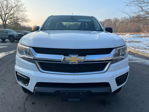 Used 2019 Chevrolet Colorado W/T image 2