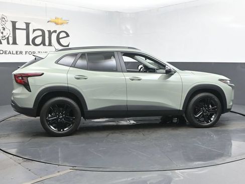 Used 2025 Chevrolet Trax ACTIV w/ Driver Confidence Package FWD image 36