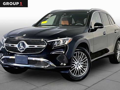 Certified 2026 Mercedes-Benz GLC 300 4MATIC image 1