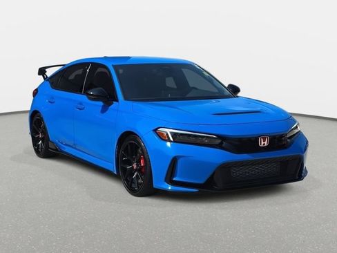Used 2025 Honda Civic Type R image 3