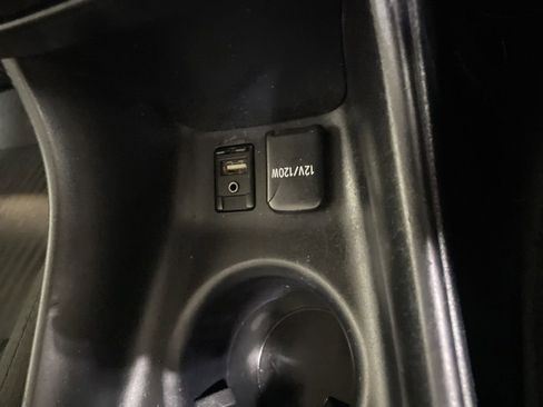 Used 2018 Toyota Prius Two image 28