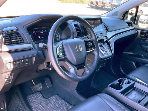 Used 2024 Honda Odyssey Touring image 14