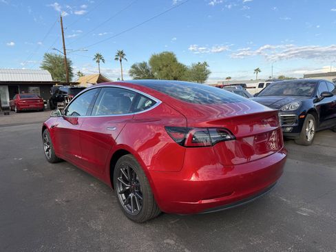 Used 2020 Tesla Model 3 Standard Range Plus image 10