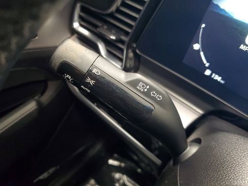 Used 2024 Kia Sportage SX image 28