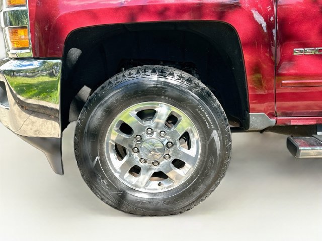 Used 2015 Chevrolet Silverado 2500 LT w/ LT Convenience Package AWD/4WD image 36