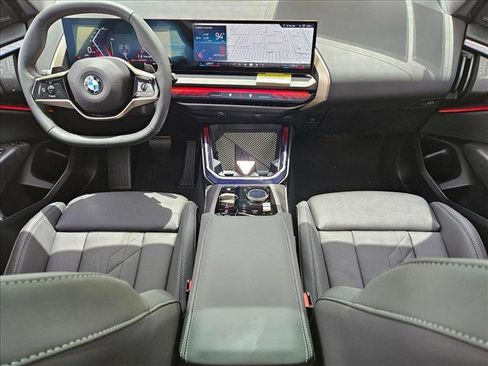 Used 2025 BMW X3 xDrive30i w/ Premium Package image 15