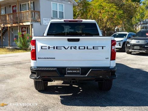 Used 2025 Chevrolet Silverado 1500 LT Trail Boss w/ Dark Appearance Package image 8