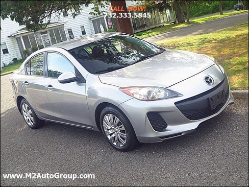 Used 2013 MAZDA MAZDA3 i SV image 24