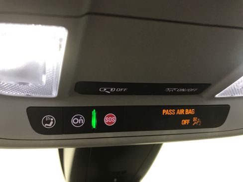 Used 2022 Chevrolet Blazer LT image 39