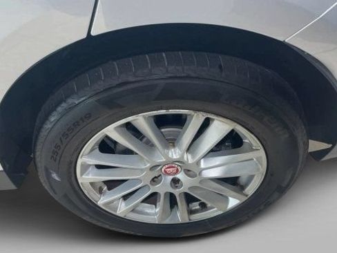 Used 2017 Jaguar F-PACE Prestige AWD/4WD image 7