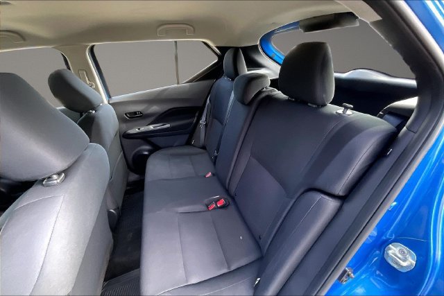 Used 2023 Nissan Kicks S FWD image 23