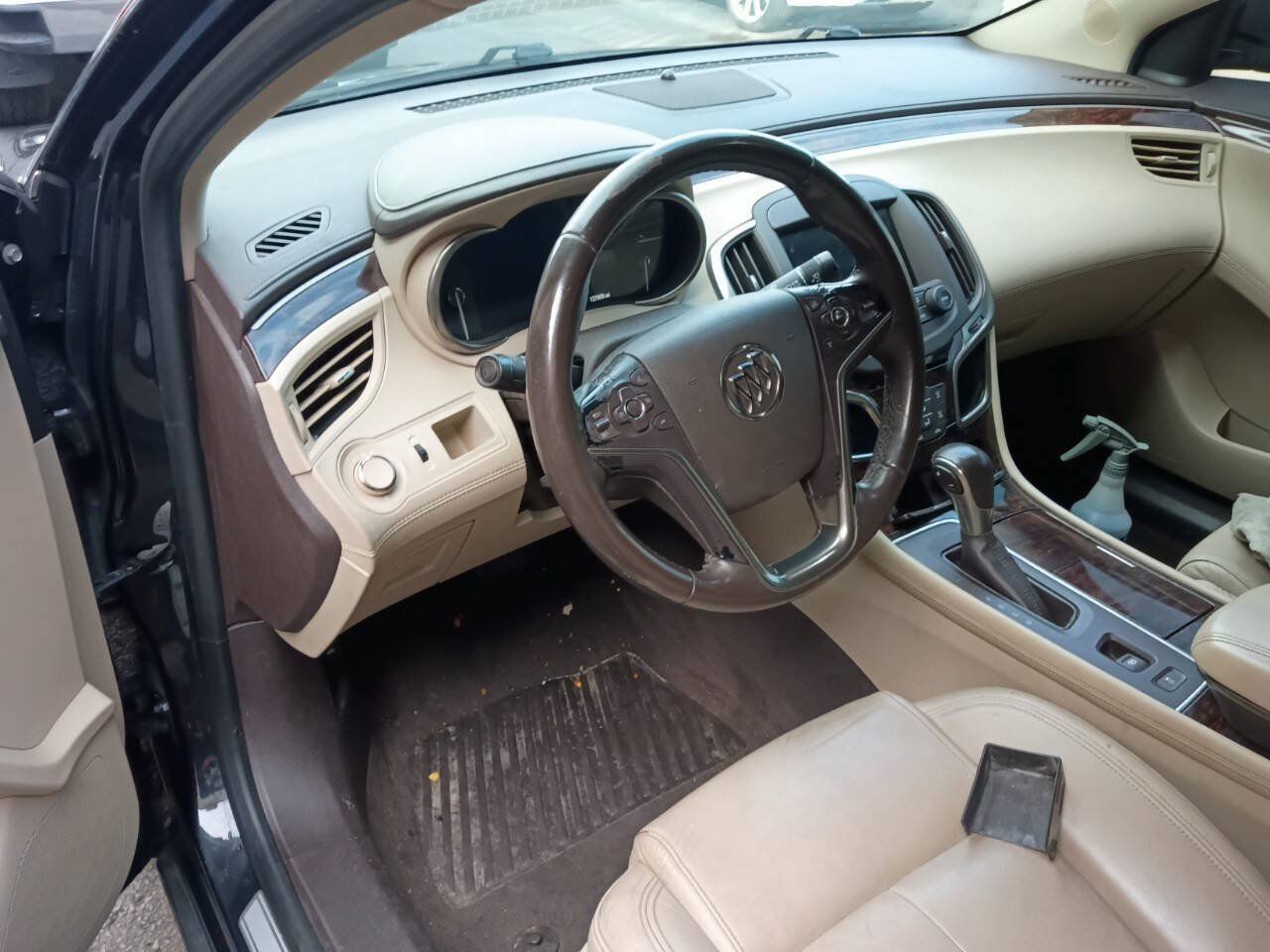 Used 2015 Buick LaCrosse Leather FWD image 4