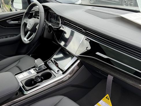 New 2026 Audi Q7 3.0T Premium Plus AWD/4WD image 11
