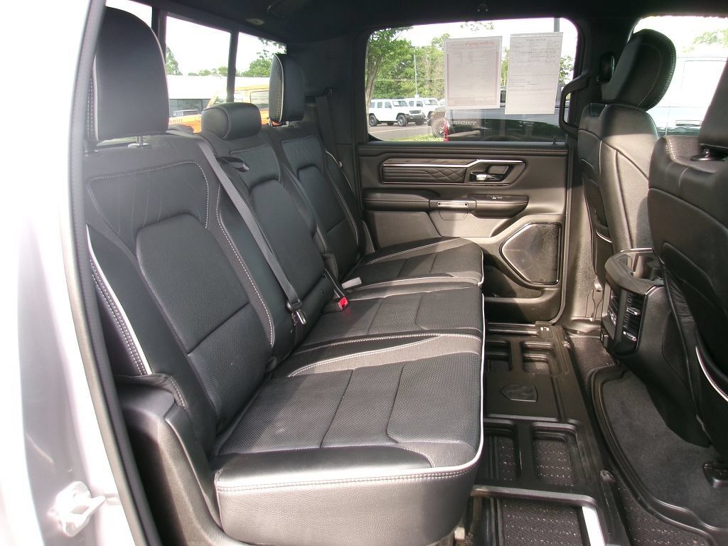 Certified 2025 RAM 1500 Limited AWD/4WD image 10