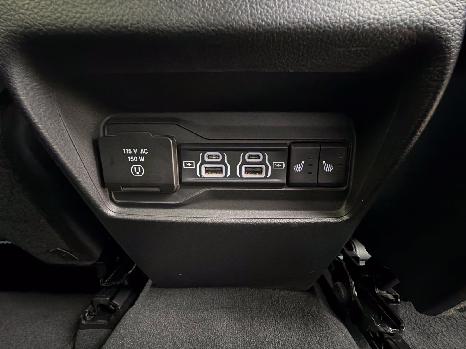 Used 2023 Jeep Grand Cherokee Limited AWD/4WD image 10