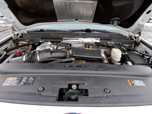 Used 2019 GMC Sierra 3500 Denali w/ Duramax Plus Package image 52