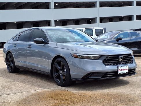 Used 2024 Honda Accord Sport image 1