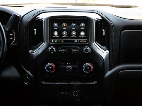 Used 2021 Chevrolet Silverado 1500 LT Trail Boss w/ Bed Protection Package image 28