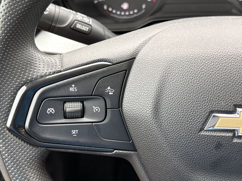 Used 2024 Chevrolet Trax LS FWD image 17