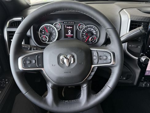 Used 2025 RAM 2500 Big Horn AWD/4WD image 19
