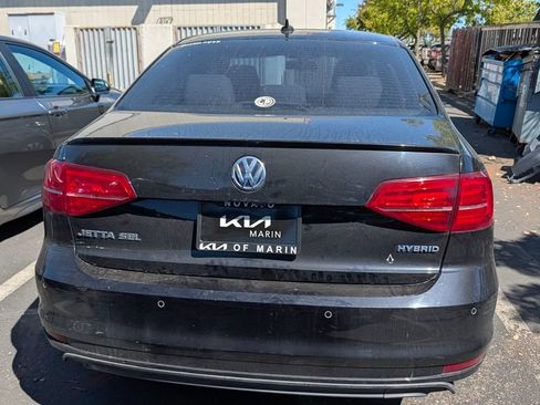 Used 2015 Volkswagen Jetta SEL Premium FWD image 4