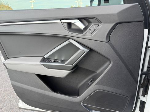 Used 2021 Audi Q3 2.0T Premium Plus w/ Premium Plus Package image 13