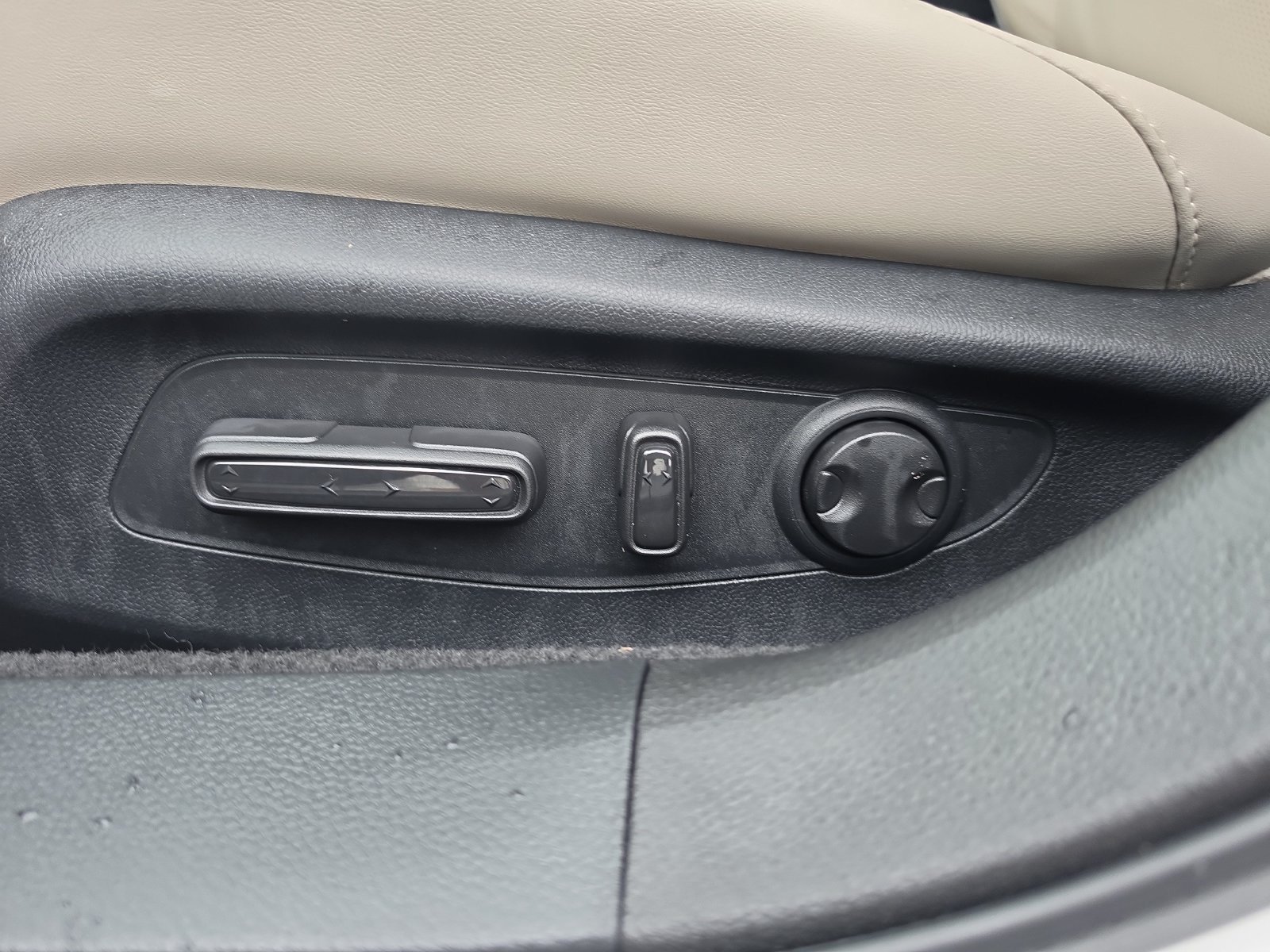Used 2025 Honda Accord EX-L image 15
