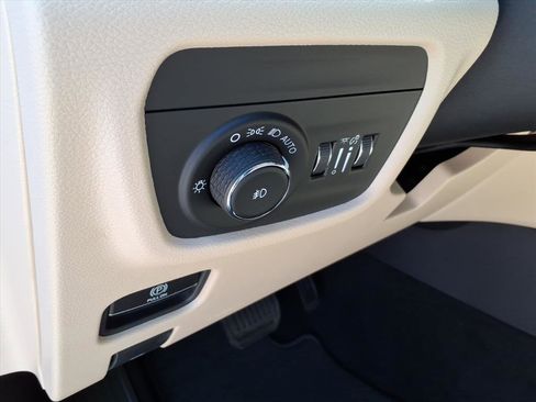 New 2026 Jeep Grand Cherokee Limited AWD/4WD image 22