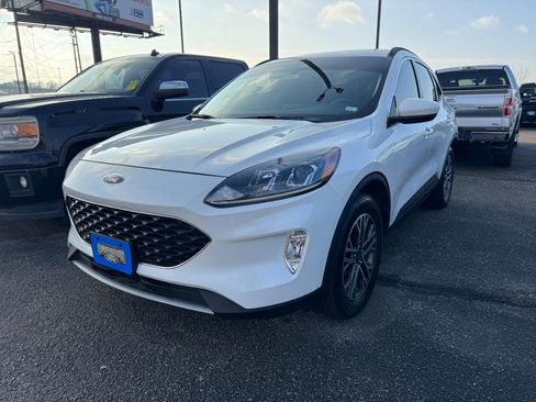 Used 2020 Ford Escape SEL image 6