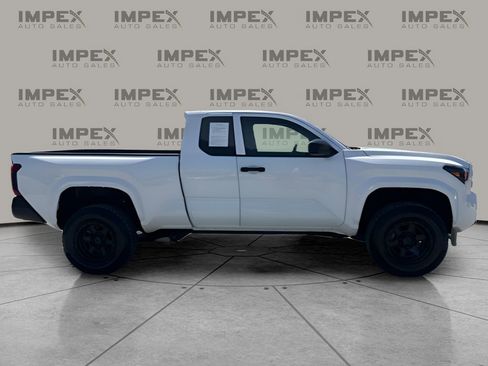 Used 2024 Toyota Tacoma SR RWD image 6