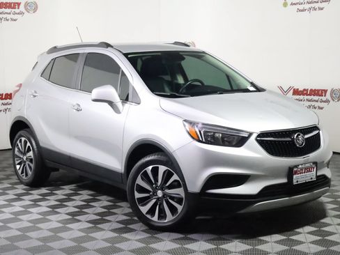 Used 2022 Buick Encore Preferred w/ Safety Package AWD/4WD image 2