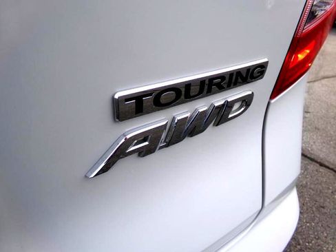 Used 2022 Honda Pilot Touring image 11