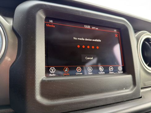 Used 2021 Jeep Gladiator Overland w/ Trailer Tow Package image 32