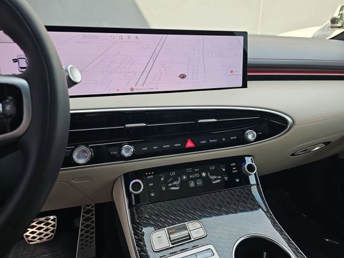 Certified 2026 Genesis GV70 3.5T Sport Prestige AWD/4WD image 20