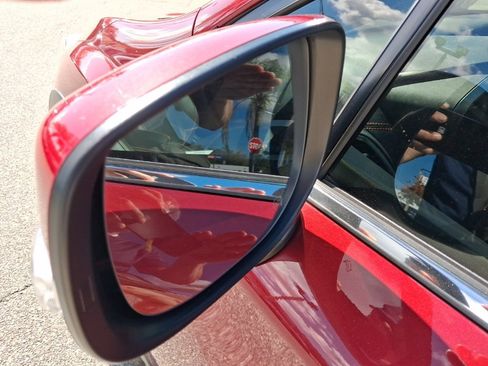 Used 2018 Subaru Crosstrek 2.0i Limited image 15