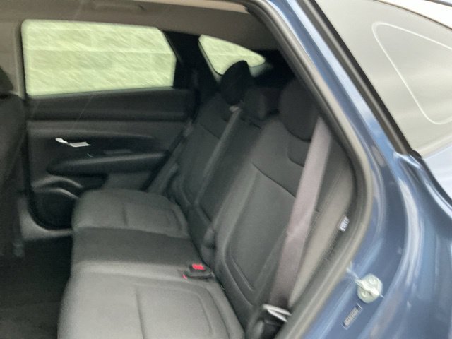 Certified 2025 Hyundai Tucson SE FWD image 31