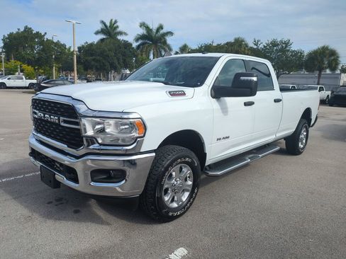 Used 2024 RAM 2500 Big Horn AWD/4WD image 10