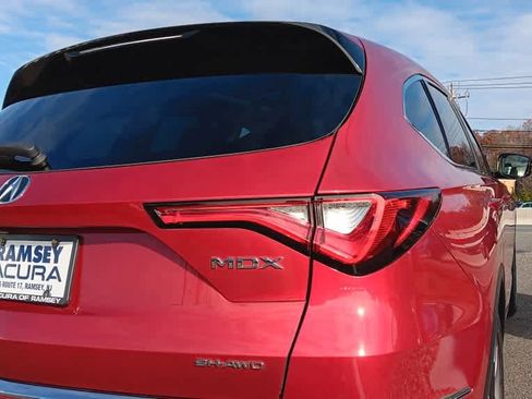 Used 2023 Acura MDX SH-AWD image 6