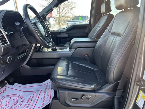 Used 2016 Ford F150 XLT w/ Equipment Group 302A Luxury image 10