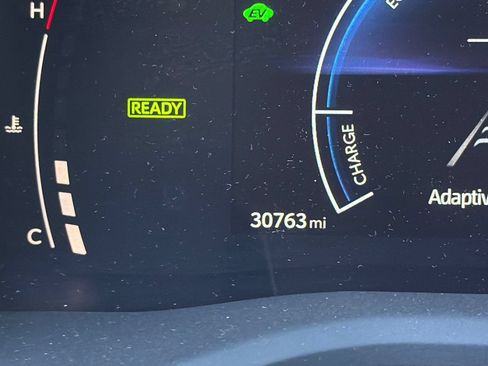 Used 2025 Toyota Camry SE FWD image 26