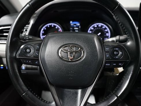 Used 2023 Toyota Camry SE image 12