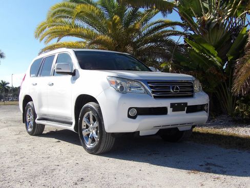 Used 2011 Lexus GX 460 Base AWD 4dr SUV image 10