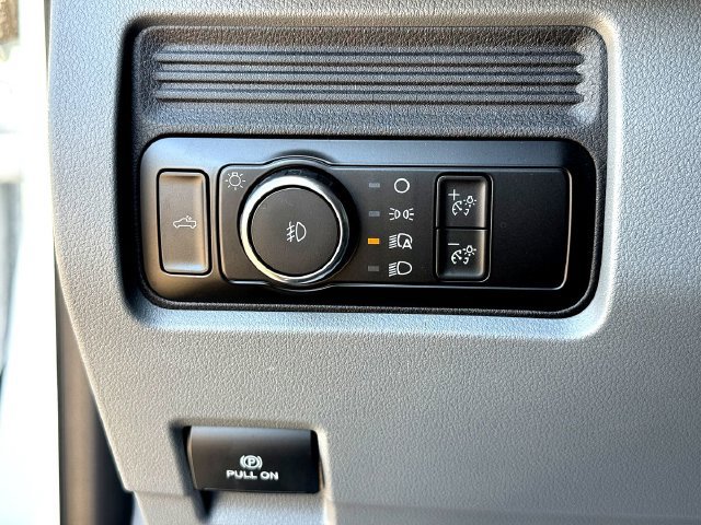Used 2026 Ford F250 XLT w/ FX4 Off-Road Package AWD/4WD image 14
