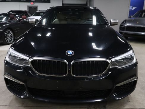 Used 2018 BMW M550i xDrive image 8